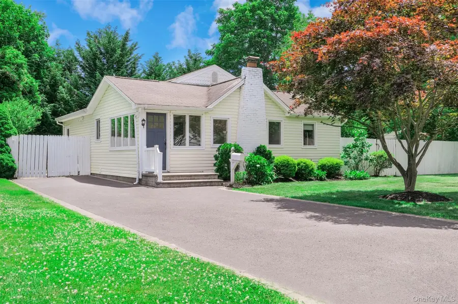 5 Roosevelt Boulevard, East Patchogue, NY 11772 - #3