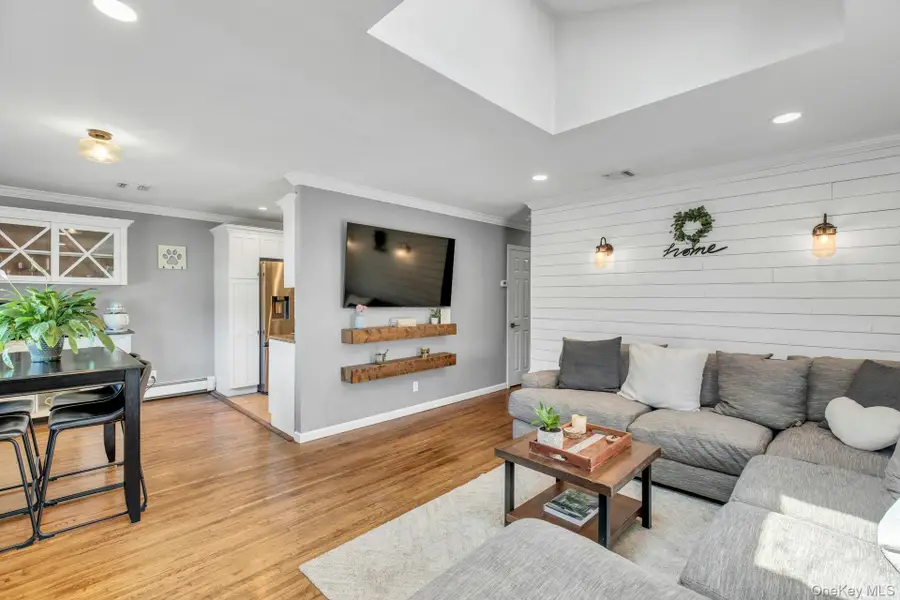 360 Mcconnell Avenue, Bayport, NY 11705 - #3
