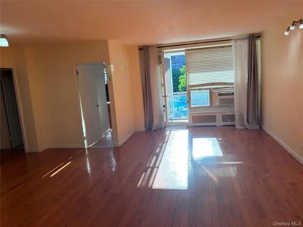 98-20 62nd Drive #3D, Rego Park, NY 11374