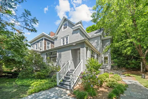 5600 Mosholu Avenue, Bronx, NY 10471