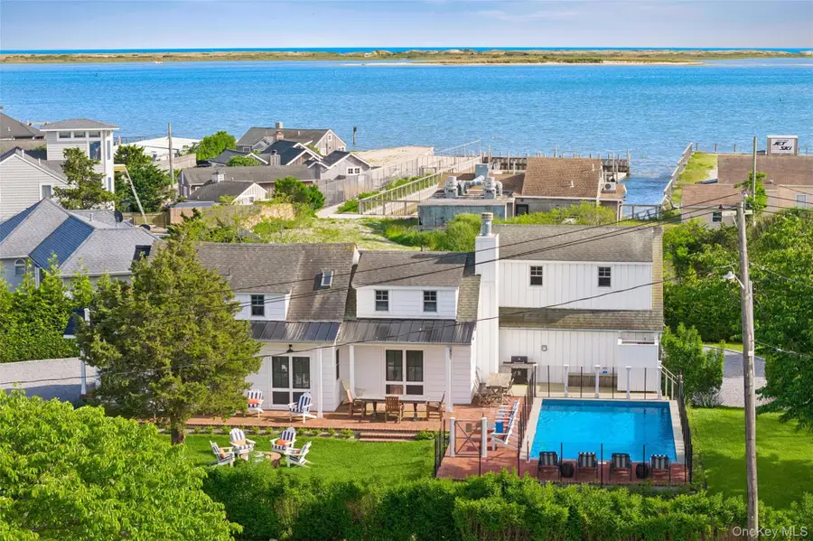 87 Foster Avenue, Hampton Bays, NY 11946 - #3