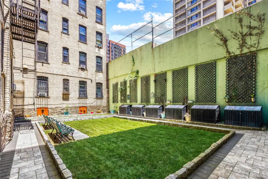 35 Crown Street #3B, Brooklyn, NY 11229 - #3