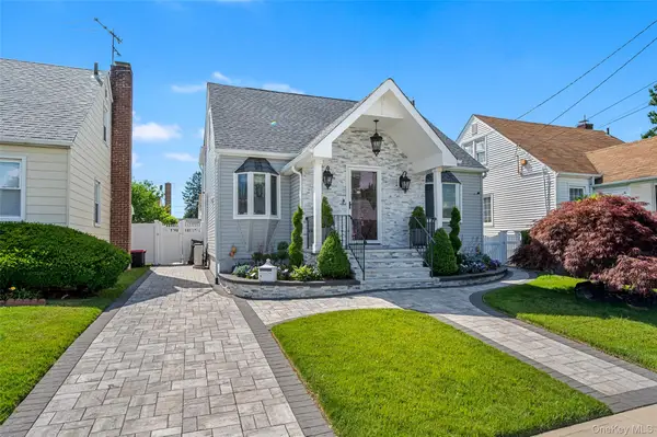 77 Grand Street, Elmont, NY 11003