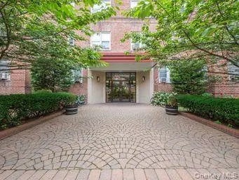 99-31 64th Avenue #D16, Rego Park, NY 11374 - #2