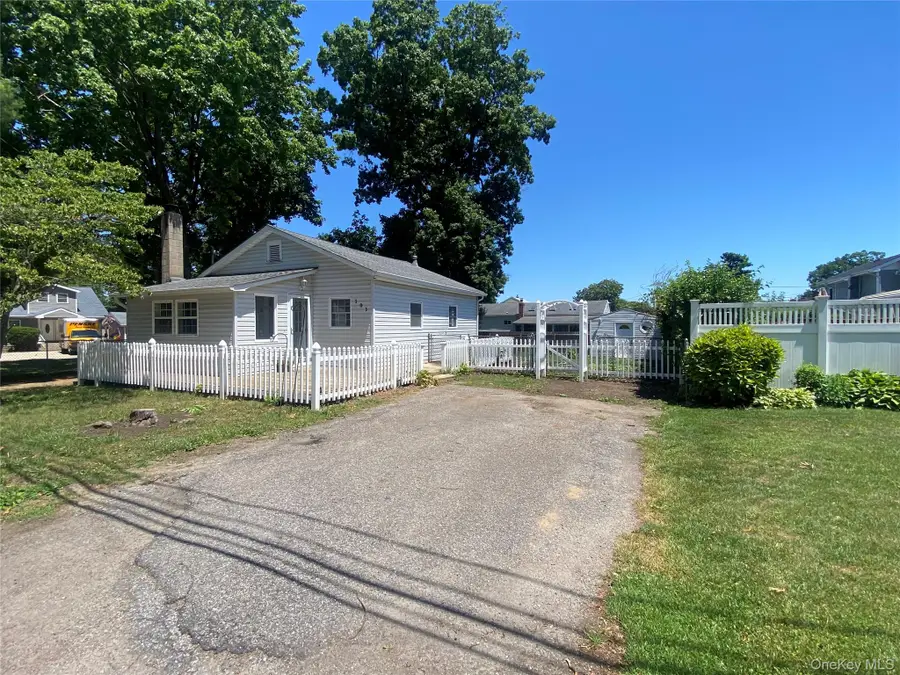 101 Rose Drive, Ronkonkoma, NY 11779 - #2