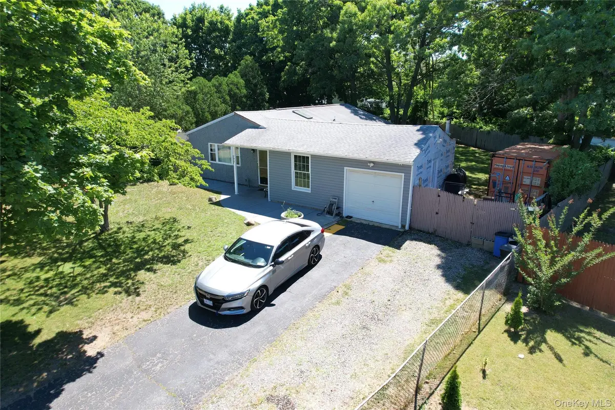 142 Palmer Street, Brentwood, NY 11717 - #1