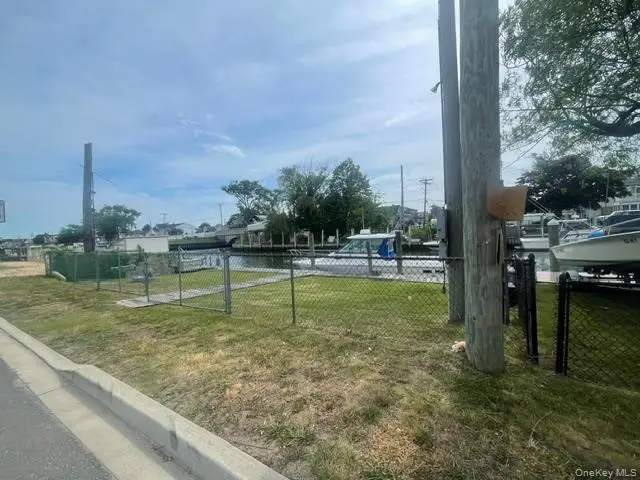 Boat Berth Riviera Drive E, Lindenhurst, NY 11757 - #1