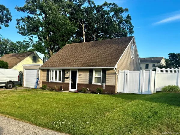 114 Boston Avenue, Massapequa, NY 11758