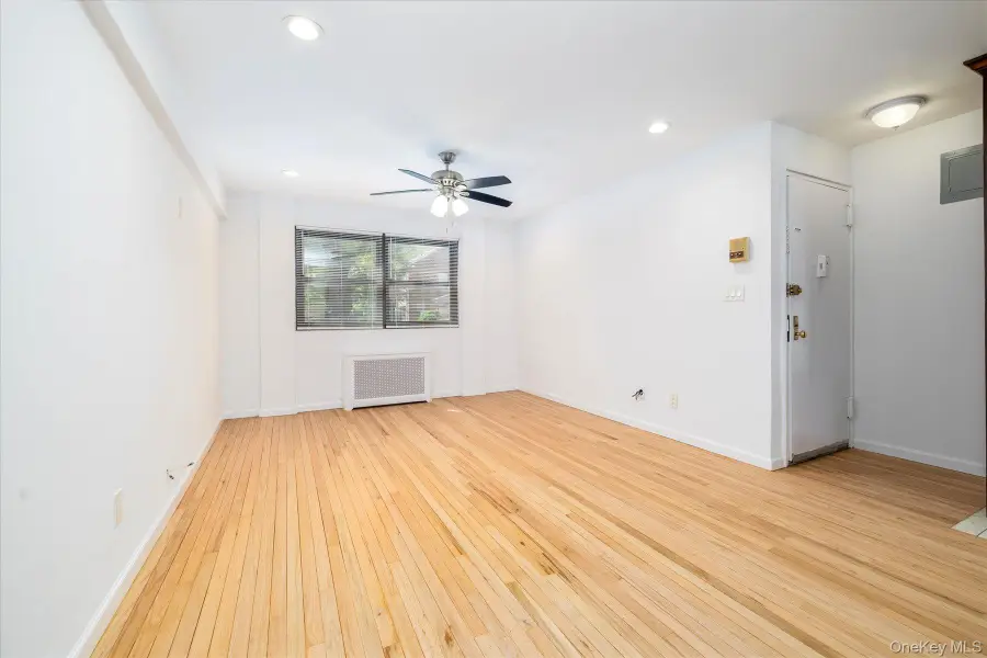 86-29 Shore Parkway #96, Howard Beach, NY 11414 - #3