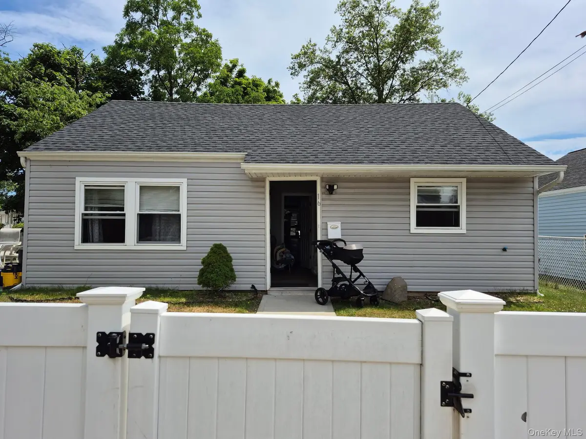 16 Pilot Street, Hempstead, NY 11550 - #1