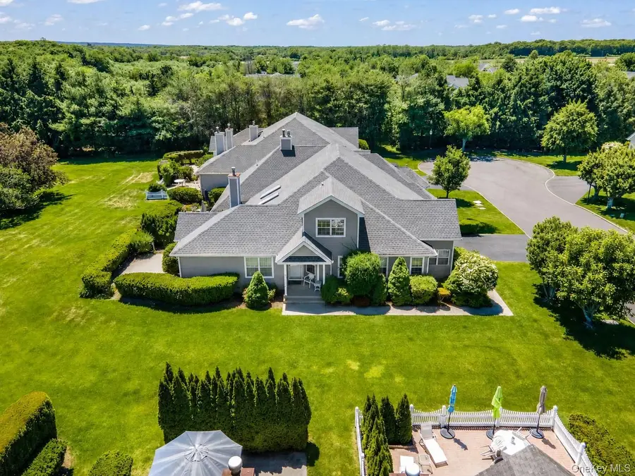 174 Adele Court, Riverhead, NY 11901 - #2