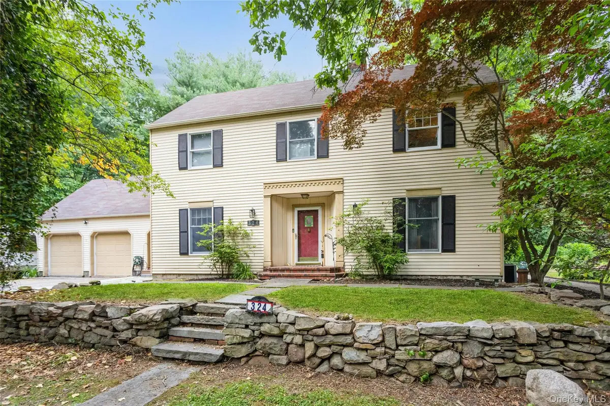 324 Garrison Woods Lane, Wallkill, NY 12589 - #1