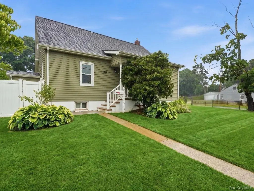 39 Church Street, Central Islip, NY 11722 - #1