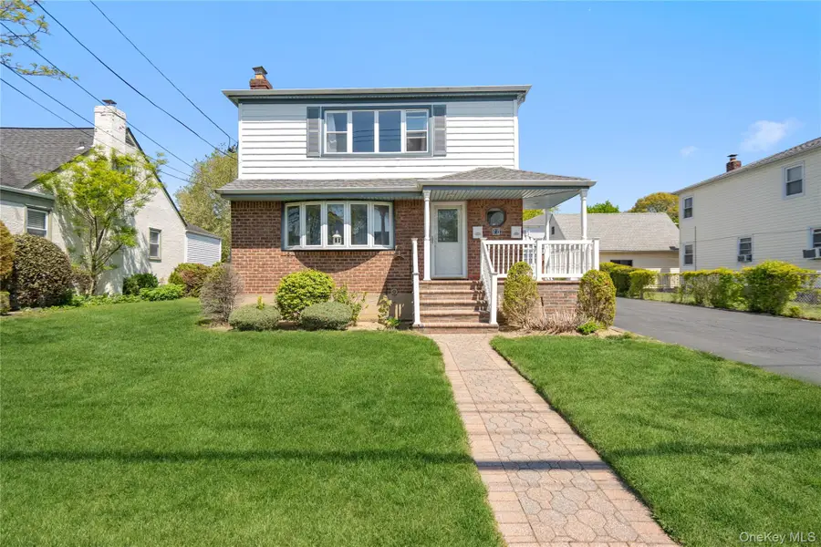 77 Hendrickson Avenue, Lynbrook, NY 11563 - #2