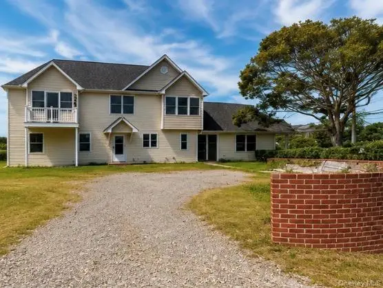 300 S Snedecor Avenue, Bayport, NY 11705 - #1