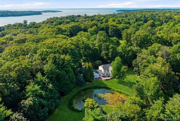 54 Snake Hill Road, Cold Spring Harbor, NY 11724