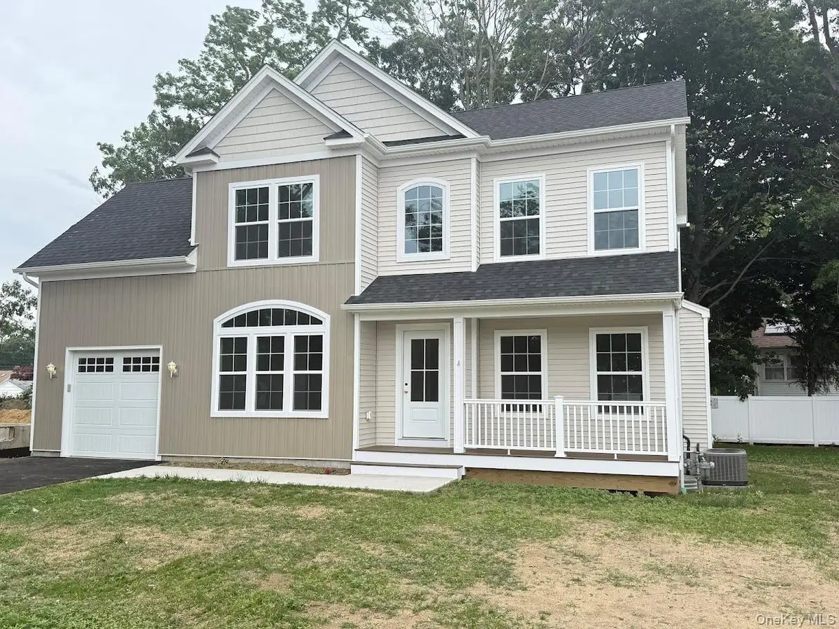8 Gail Grace Court, Copiague, NY 11726 - #1