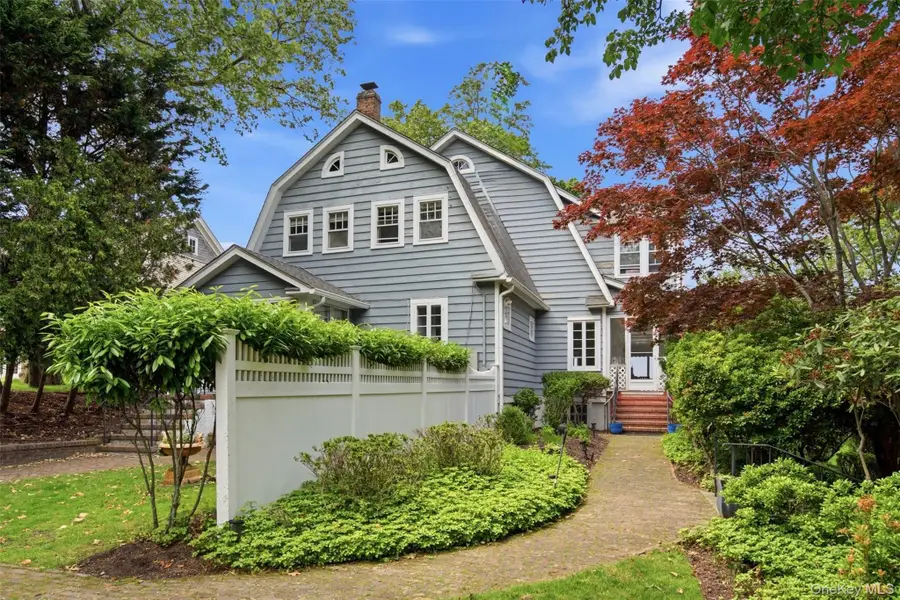7 Thompson Street, Shoreham, NY 11786 - #2