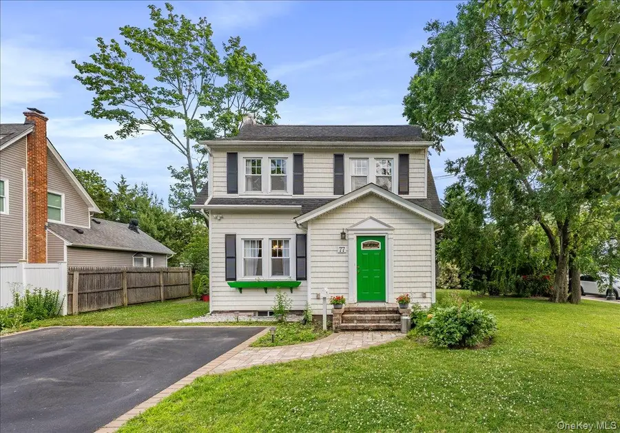 77 Hiawatha Drive, Brightwaters, NY 11718 - #2