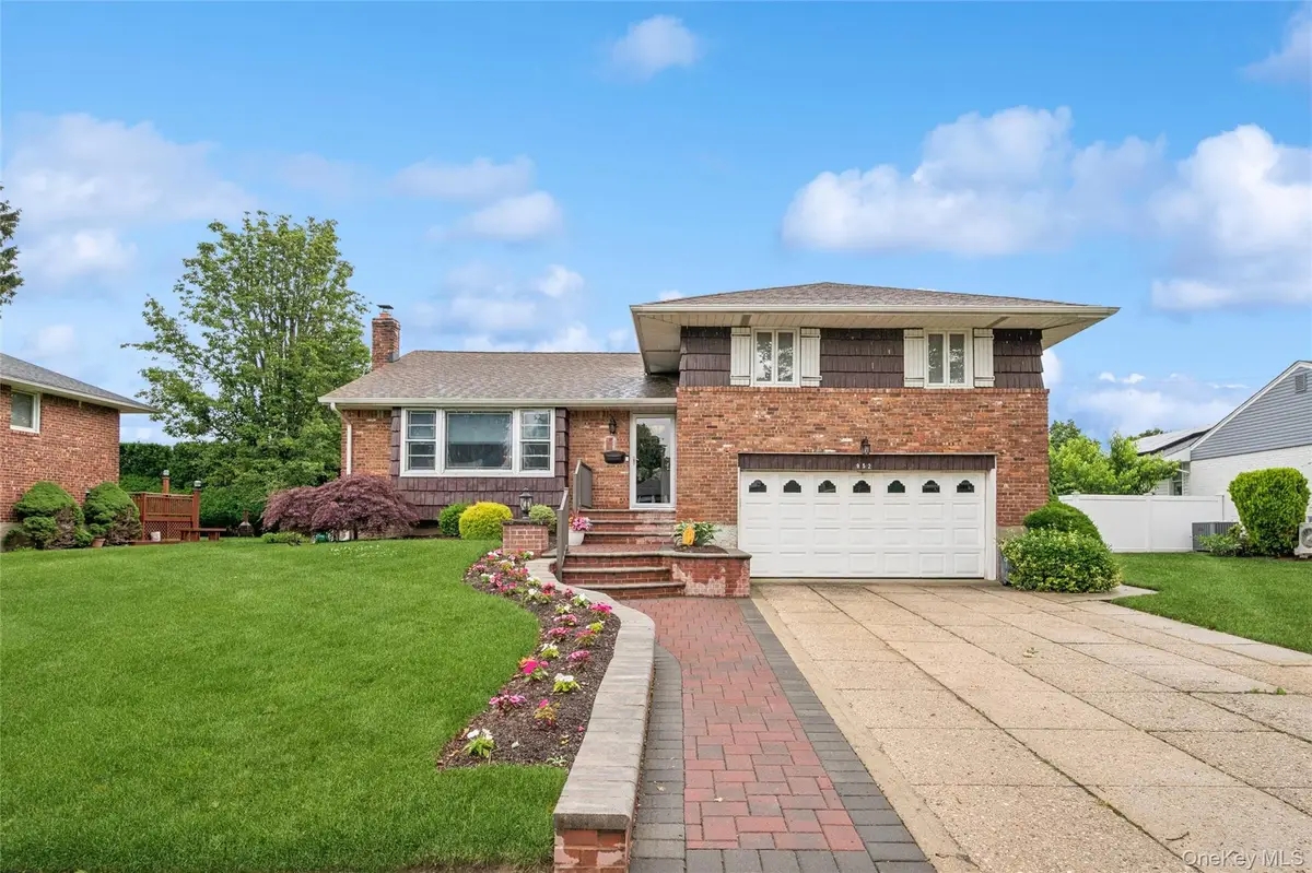 952 Roxbury Drive, Westbury, NY 11590 - #1
