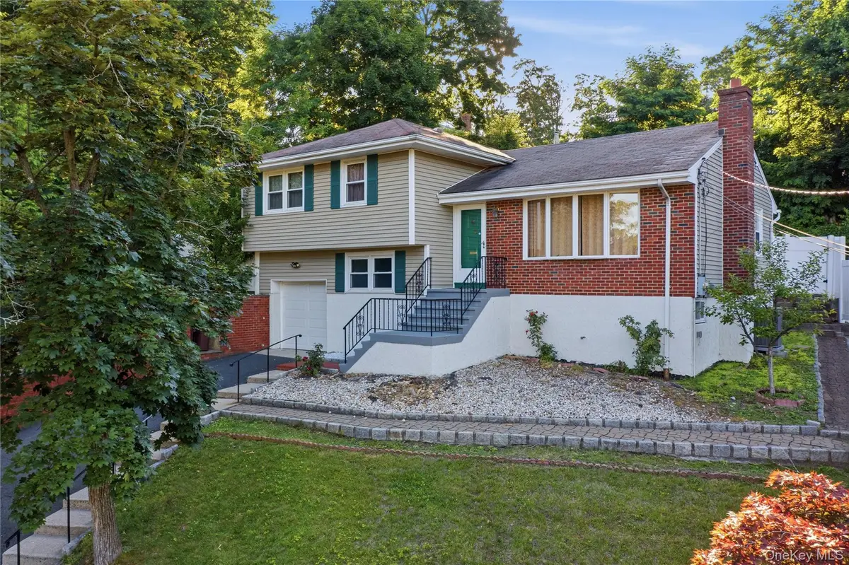 3 Hardy Place, Yonkers, NY 10703 - #1
