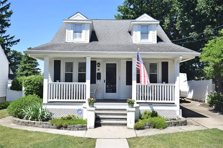 88 East Street, Hicksville, NY 11801 - #3