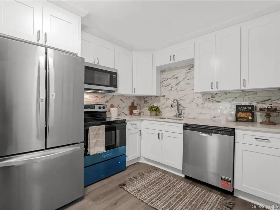 40 W 4th #115, Patchogue, NY 11772 - #3
