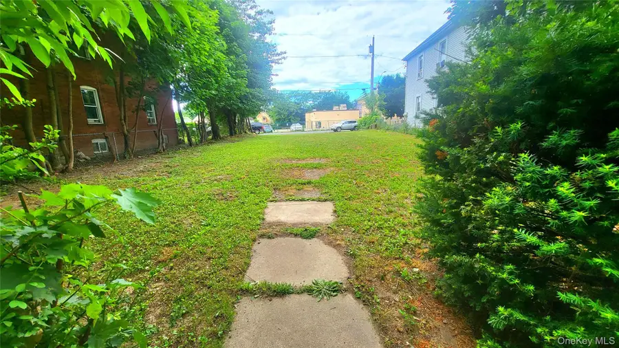 12 Lexington Avenue, Poughkeepsie, NY 12601 - #3