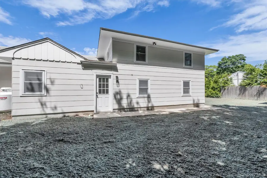 8 N Westbury Road, Hampton Bays, NY 11946 - #3