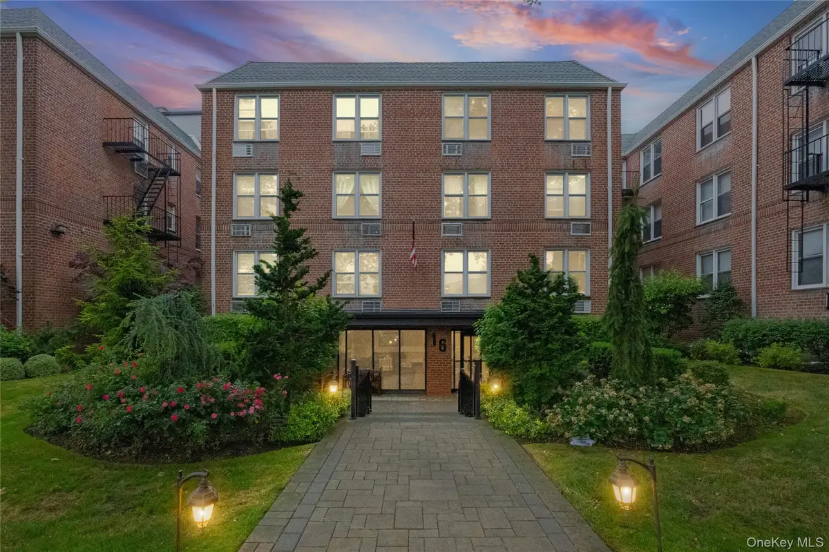16 Main Street #3V, East Rockaway, NY 11518 - #1