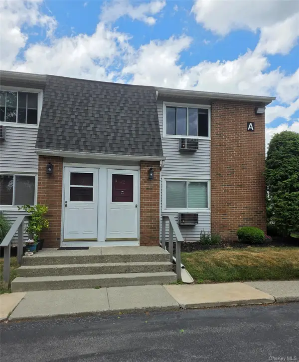 2740 South Road #A2, Poughkeepsie, NY 12601