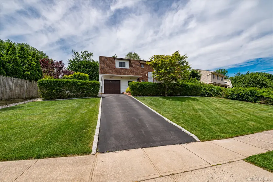 4 Bowman Lane, Kings Park, NY 11754 - #2