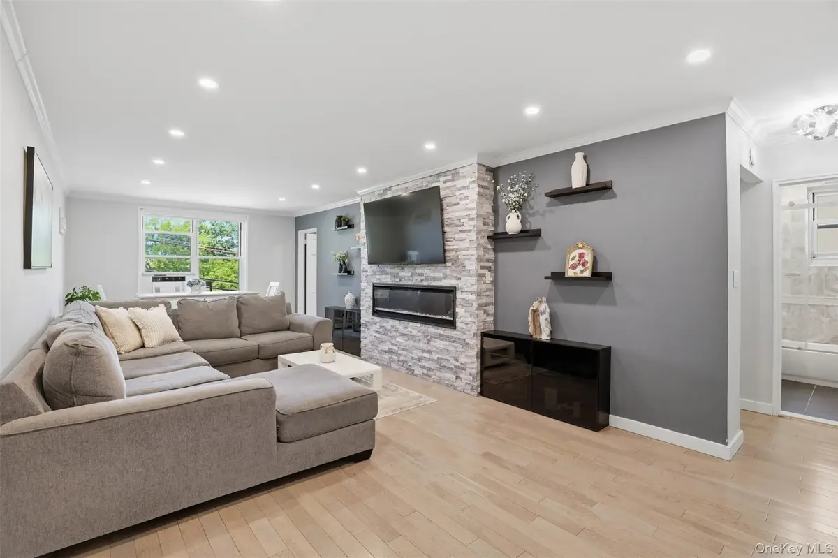 1304 Midland Avenue #A24, Yonkers, NY 10704 - #1