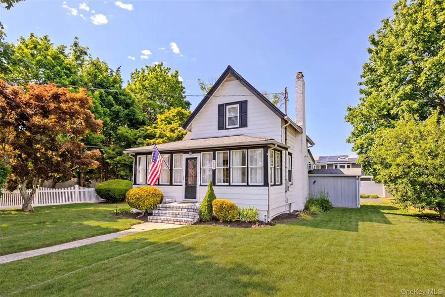 259 Woodlawn Avenue, Saint James, NY 11780 - #2