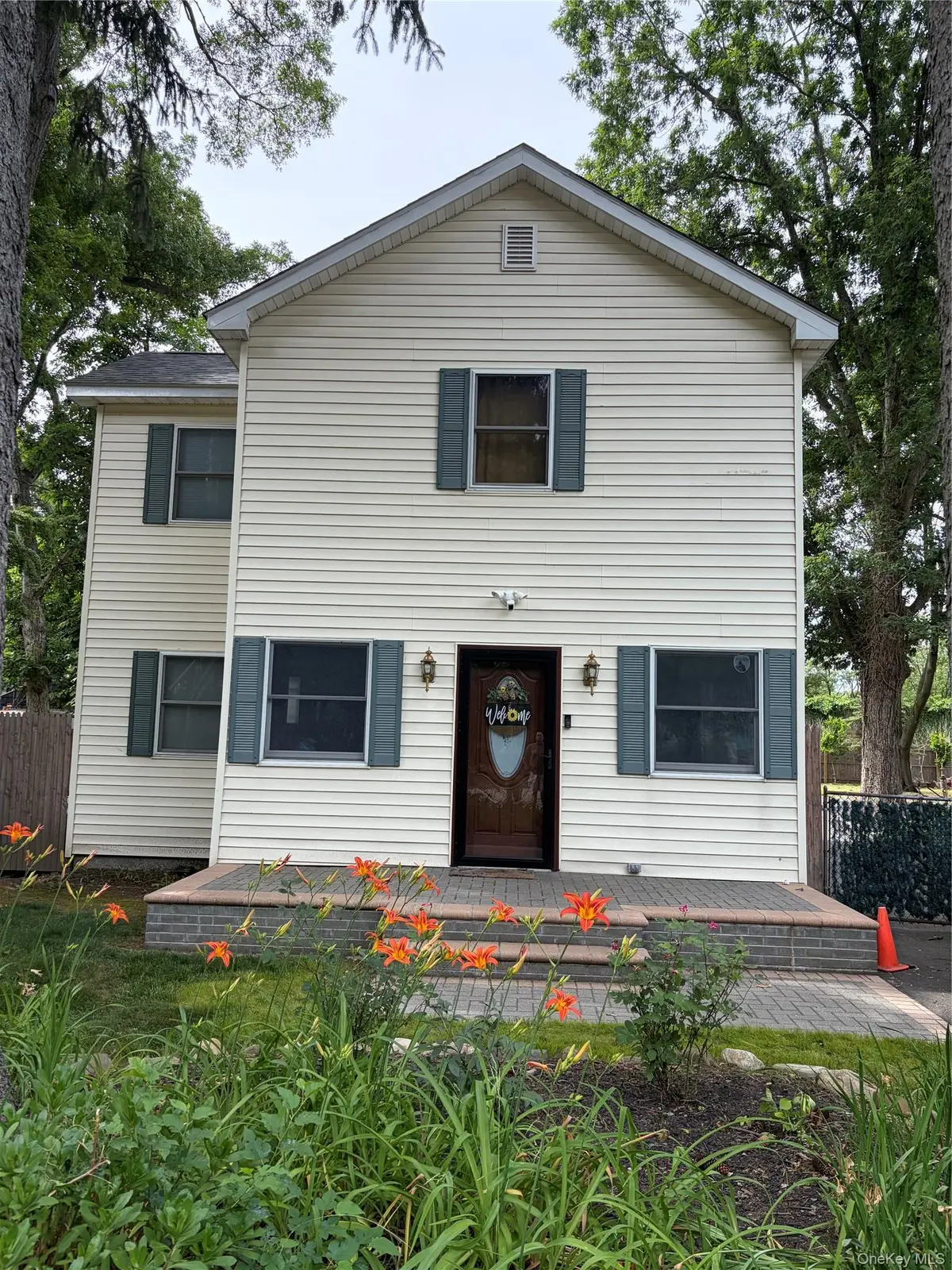 12 Thorne Street, Ronkonkoma, NY 11779 - #1