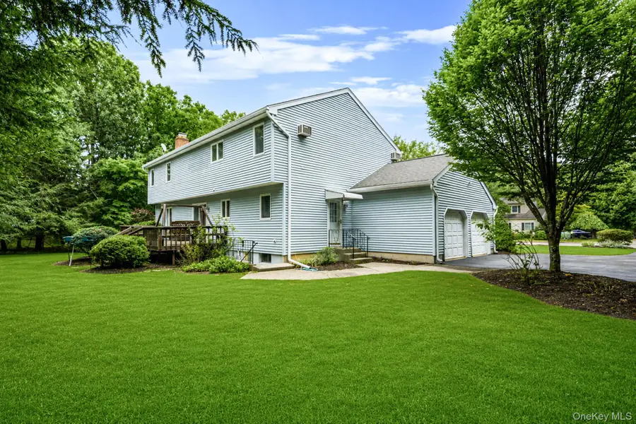 3 Liberty Lane, Miller Place, NY 11764 - #3