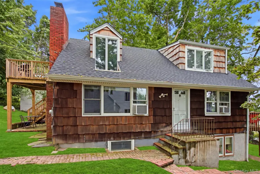 35 Ward Avenue, Northport, NY 11768 - #2