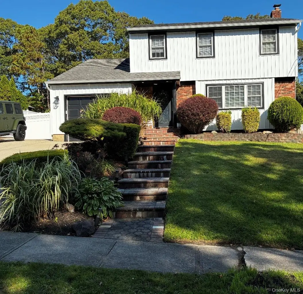 35 Washington Heights Street, Selden, NY 11784 - #1