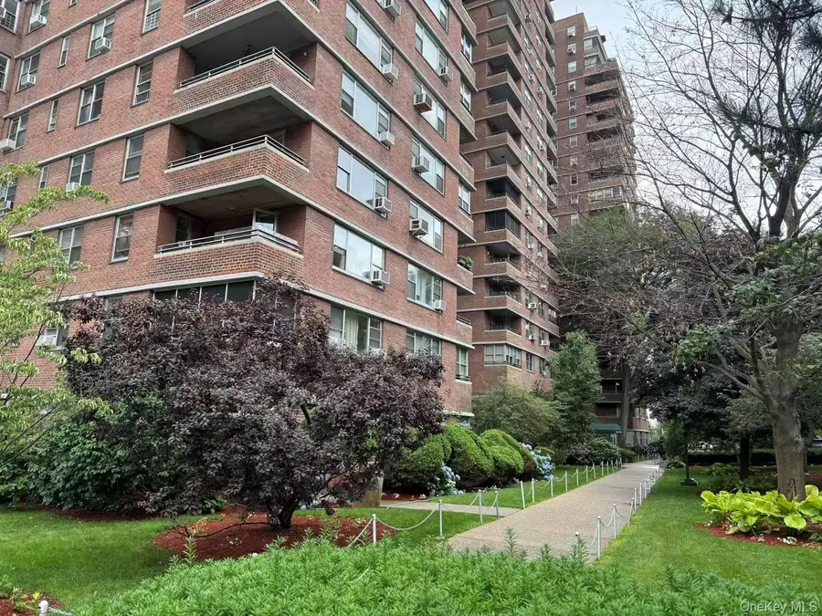 575 Grand Street #E1505, Manhattan, NY 10002 - #3