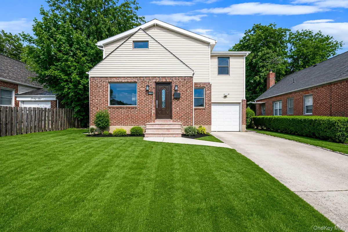 41 Kingston Street, Elmont, NY 11003 - #1