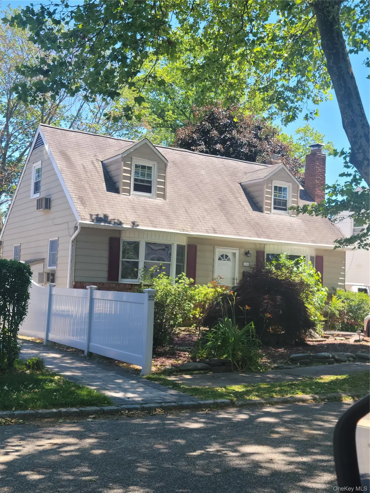 424 6th Street, East Northport, NY 11731 - #1
