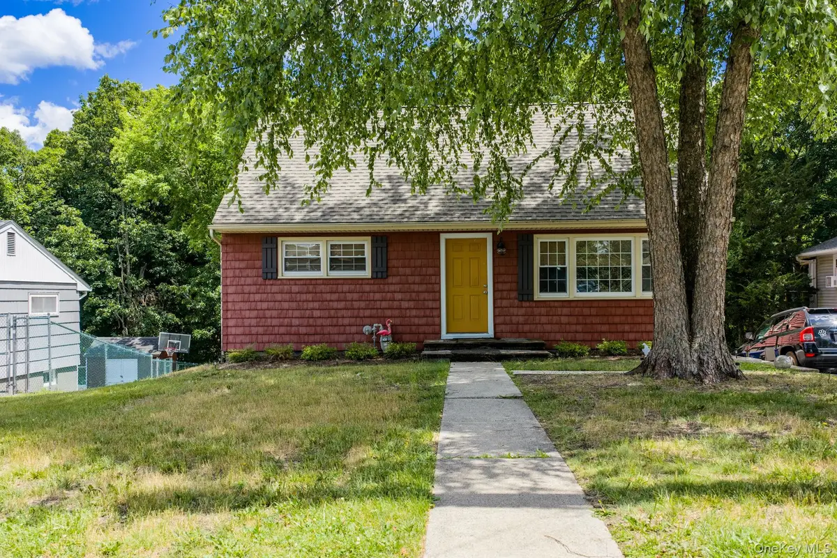24 Mountain Avenue, Middletown, NY 10940 - #1