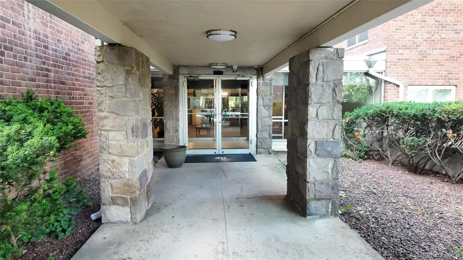 30 South Cole Avenue #5E, Spring Valley, NY 10977 - #2