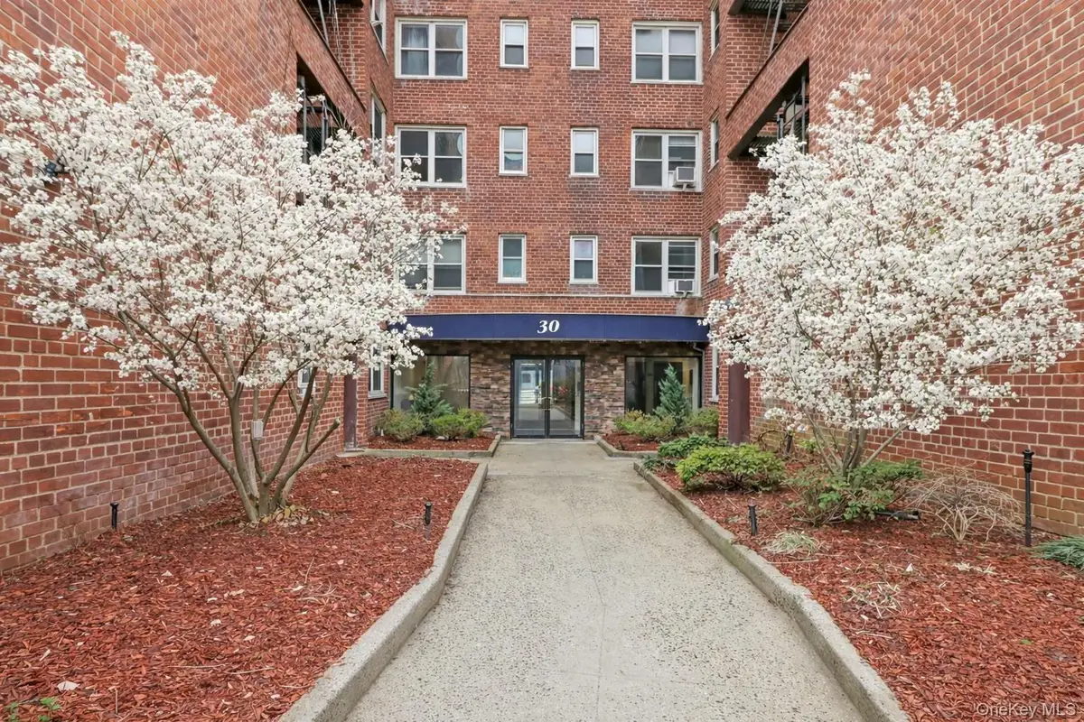 30 N Broadway #5H, White Plains, NY 10601 - #1