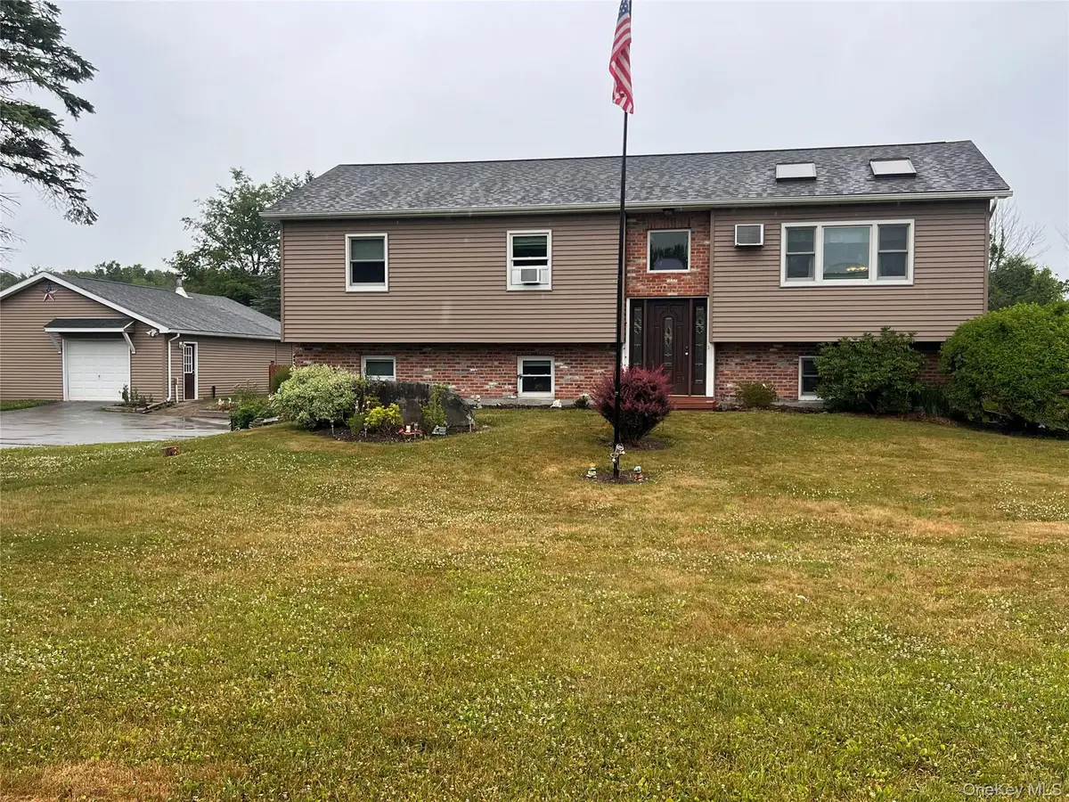 14 Blossom Grove Court, Highland, NY 12528 - #1