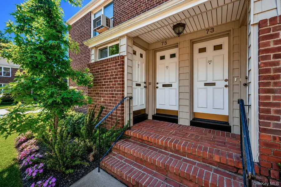 75 Edwards Street #1C, Roslyn Heights, NY 11577 - #3