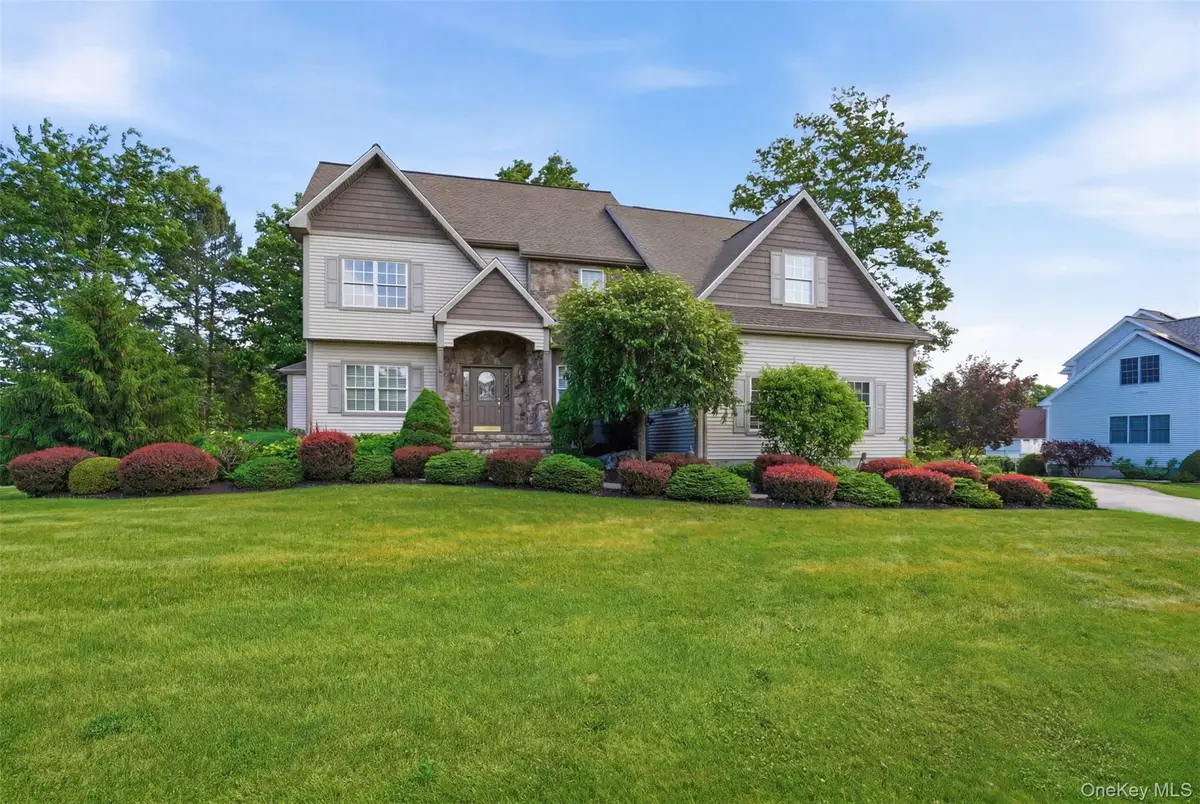 5 Albertanna Court, Hopewell Junction, NY 12533 - #1