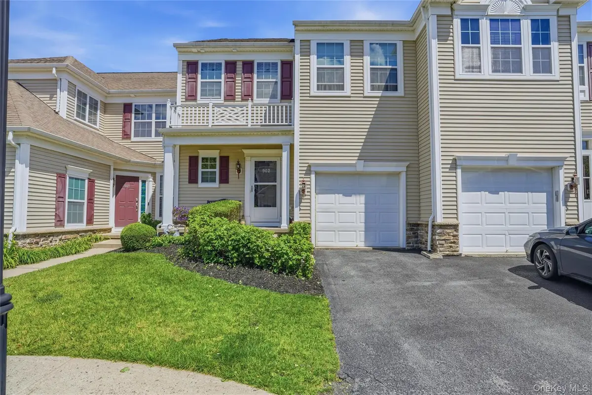 6 Bainbridge Place #902, Newburgh, NY 12550 - #1