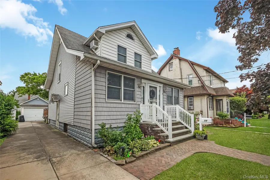 59 Vernon Avenue, Rockville Centre, NY 11570 - #3