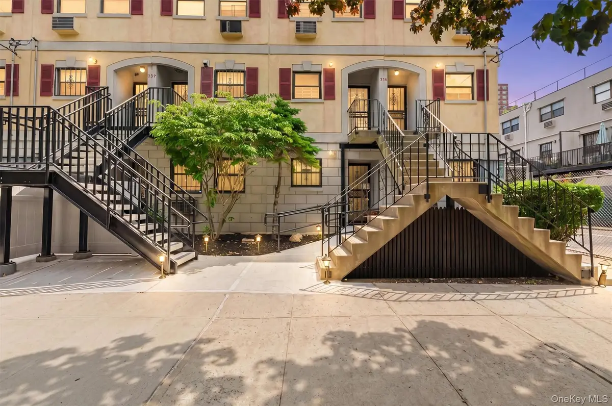 820 Leland Avenue #13A, Bronx, NY 10473 - #1